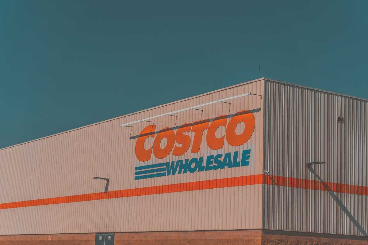 Membership Perks of Costco vs. Sam’s Club: Which Saves You More?